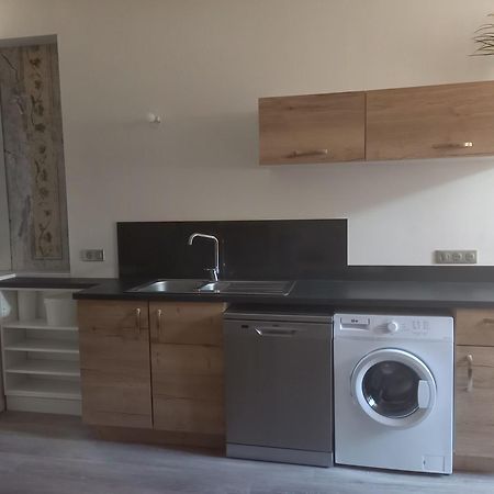 Appartamento Les Meubles Du Colombier Lons-le-Saunier Esterno foto