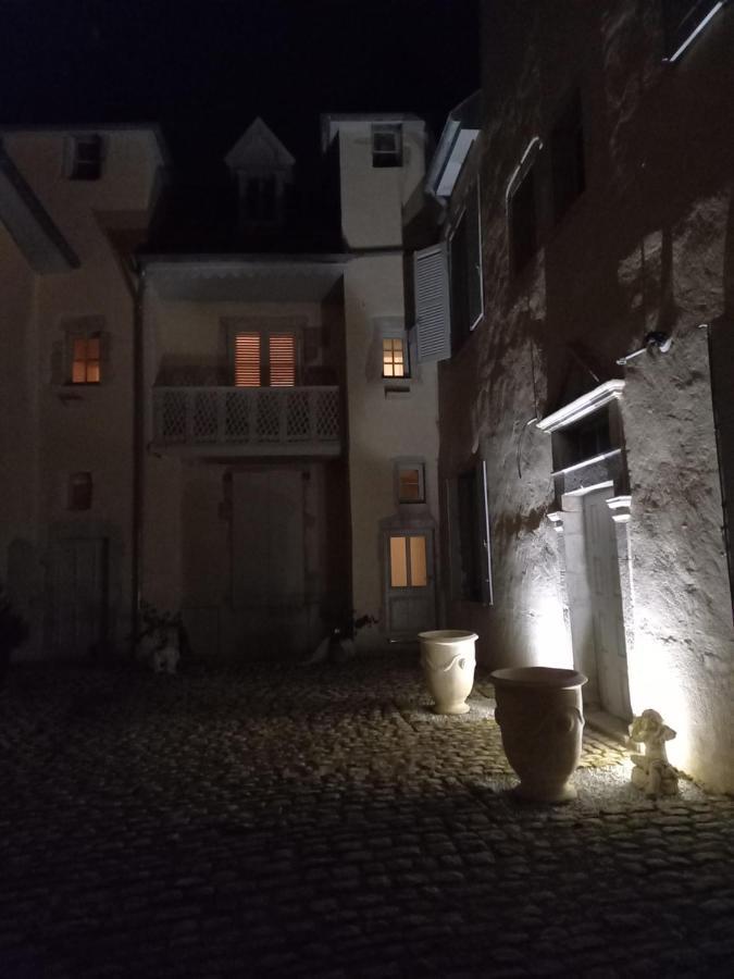 Appartamento Les Meubles Du Colombier Lons-le-Saunier Esterno foto